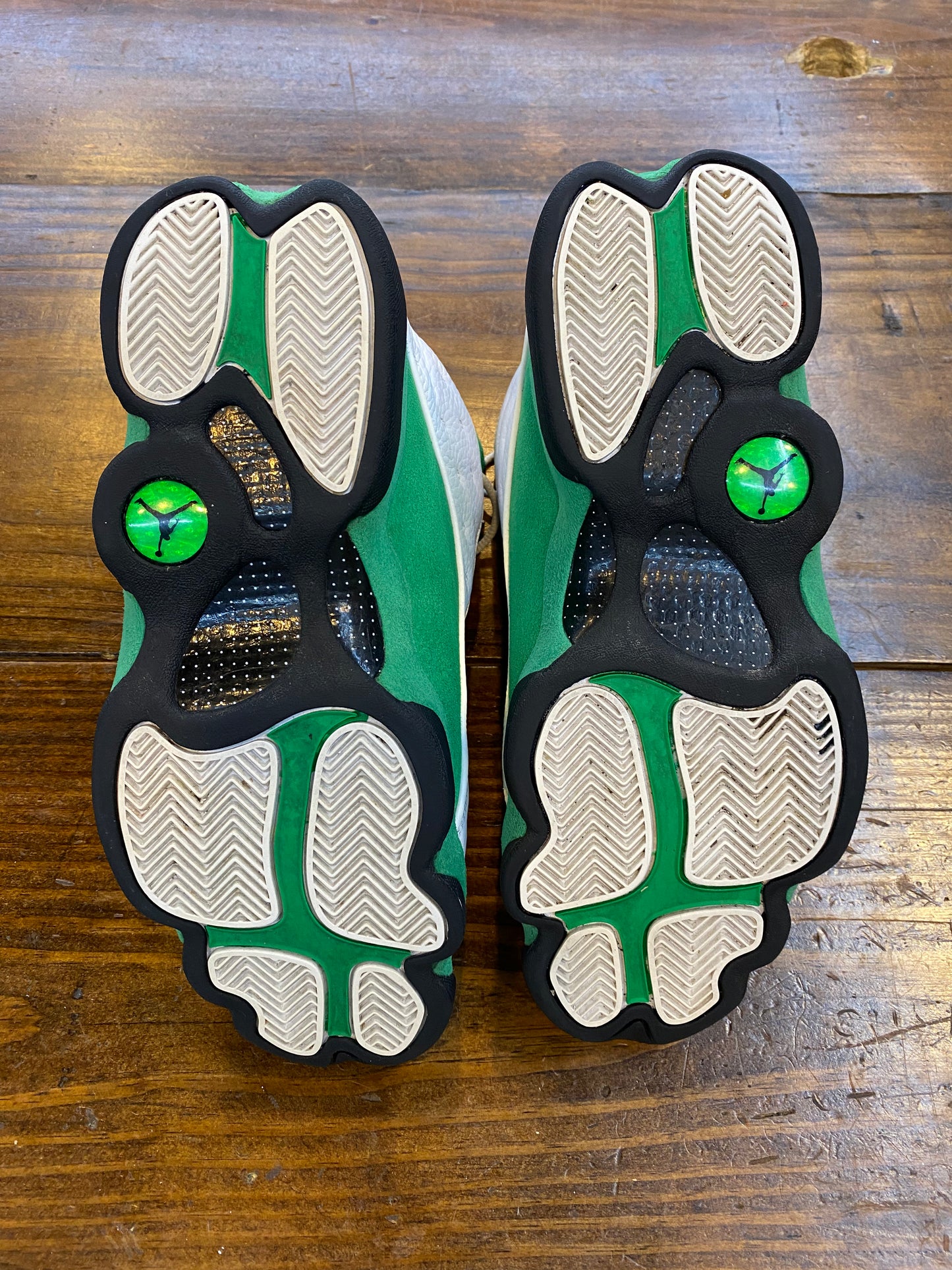 Jordan 13 Retro Lucky Green PRE OWNED