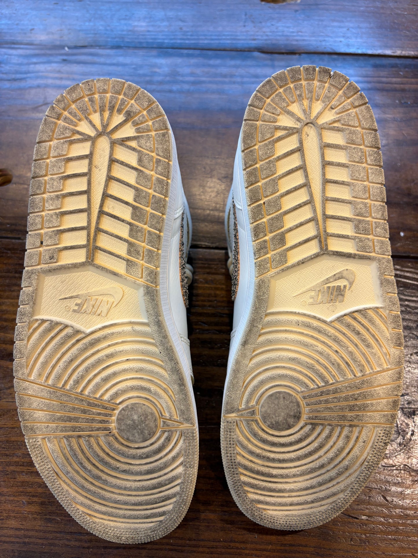 Jordan 1 Retro High OG Craft Vibrations Of Naija PRE OWNED