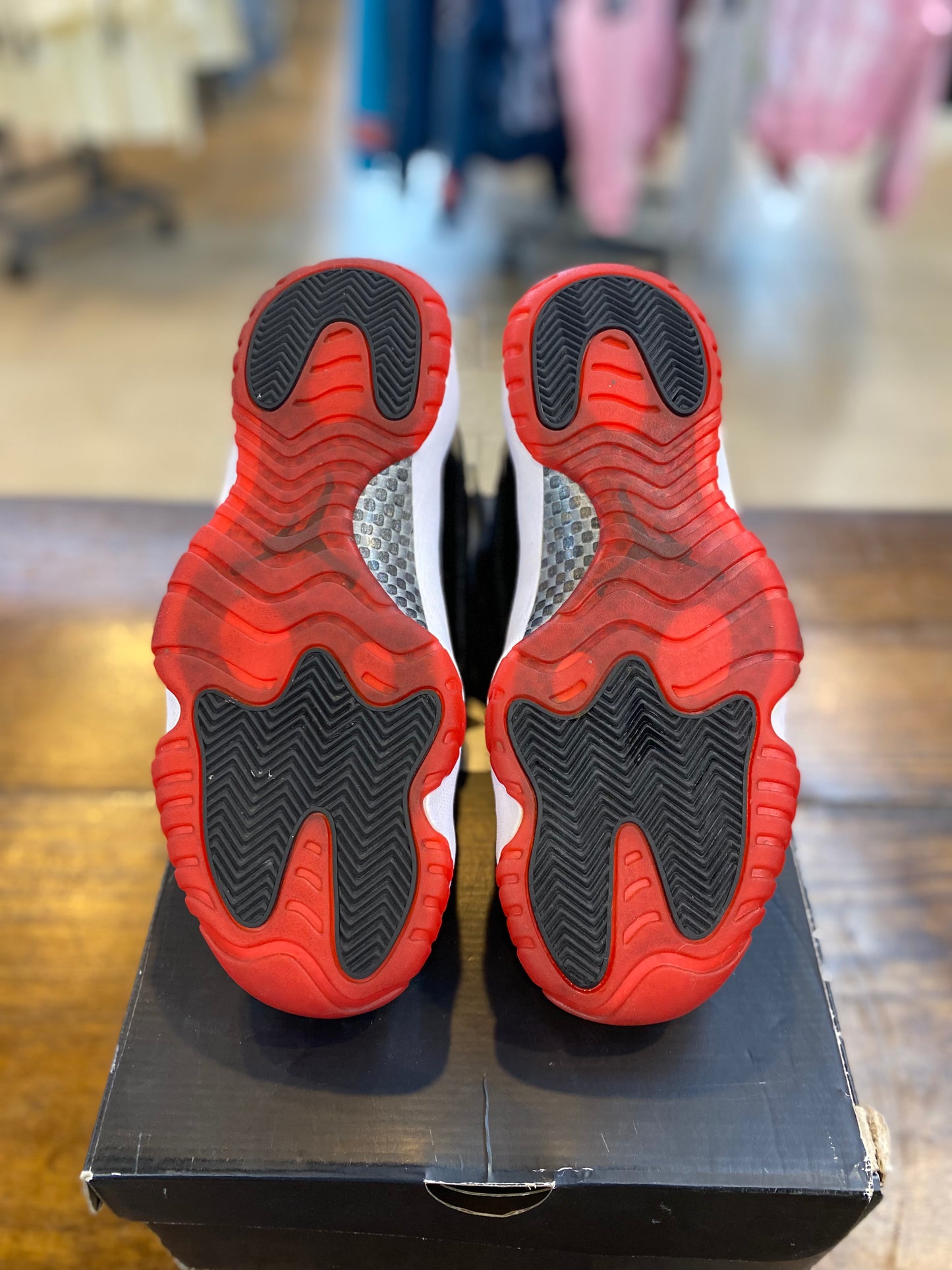 Jordan 11 Retro Bred 2012 PRE OWNED