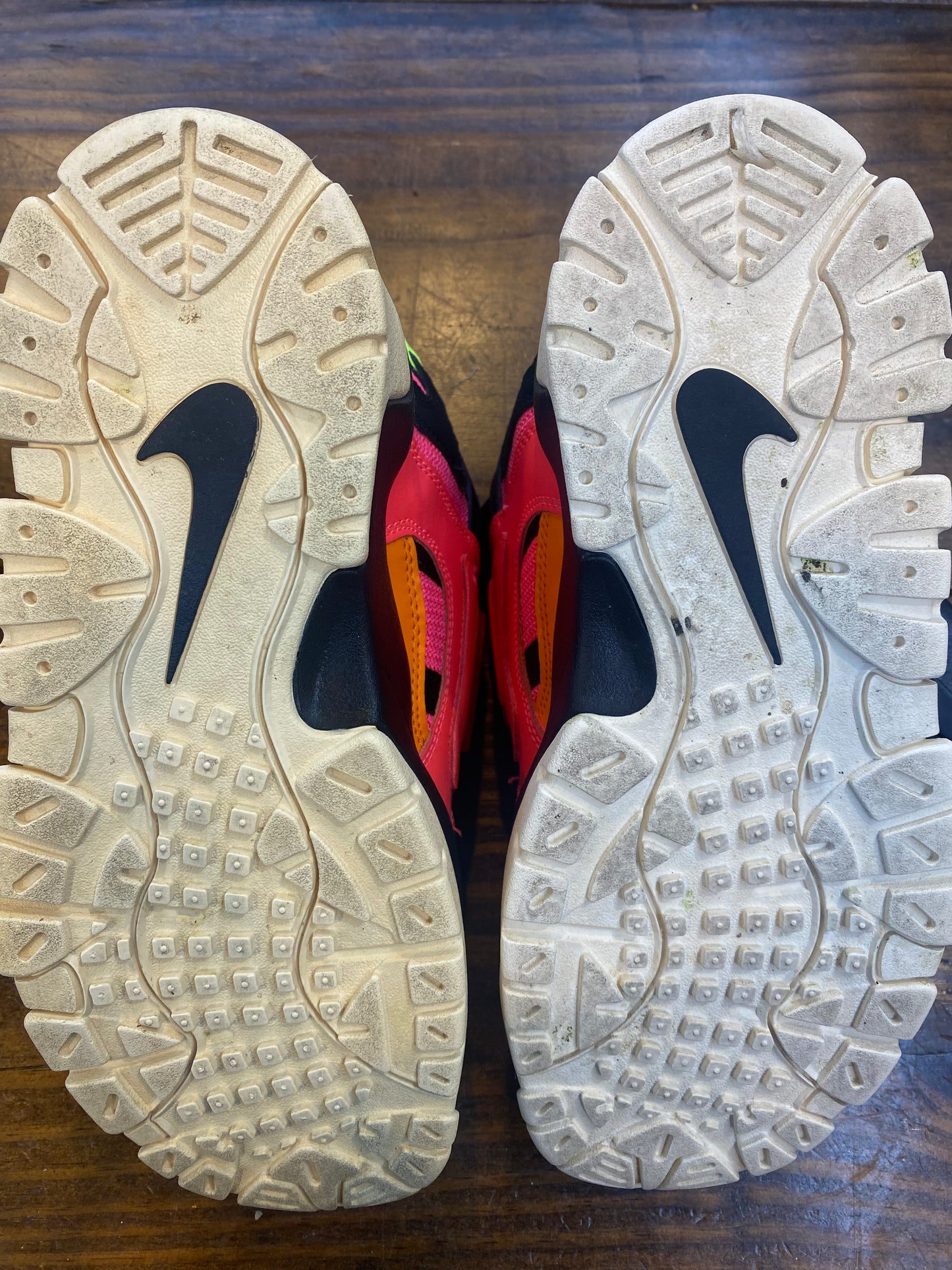 Atmos X Air Barrage Mid Pop The Street PRE OWNED