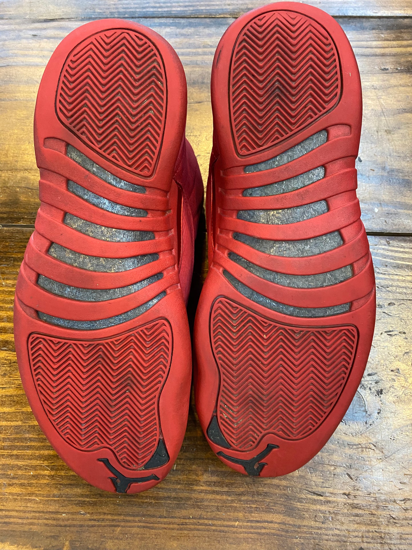 Jordan 12 Retro Gym Red PRE OWNED