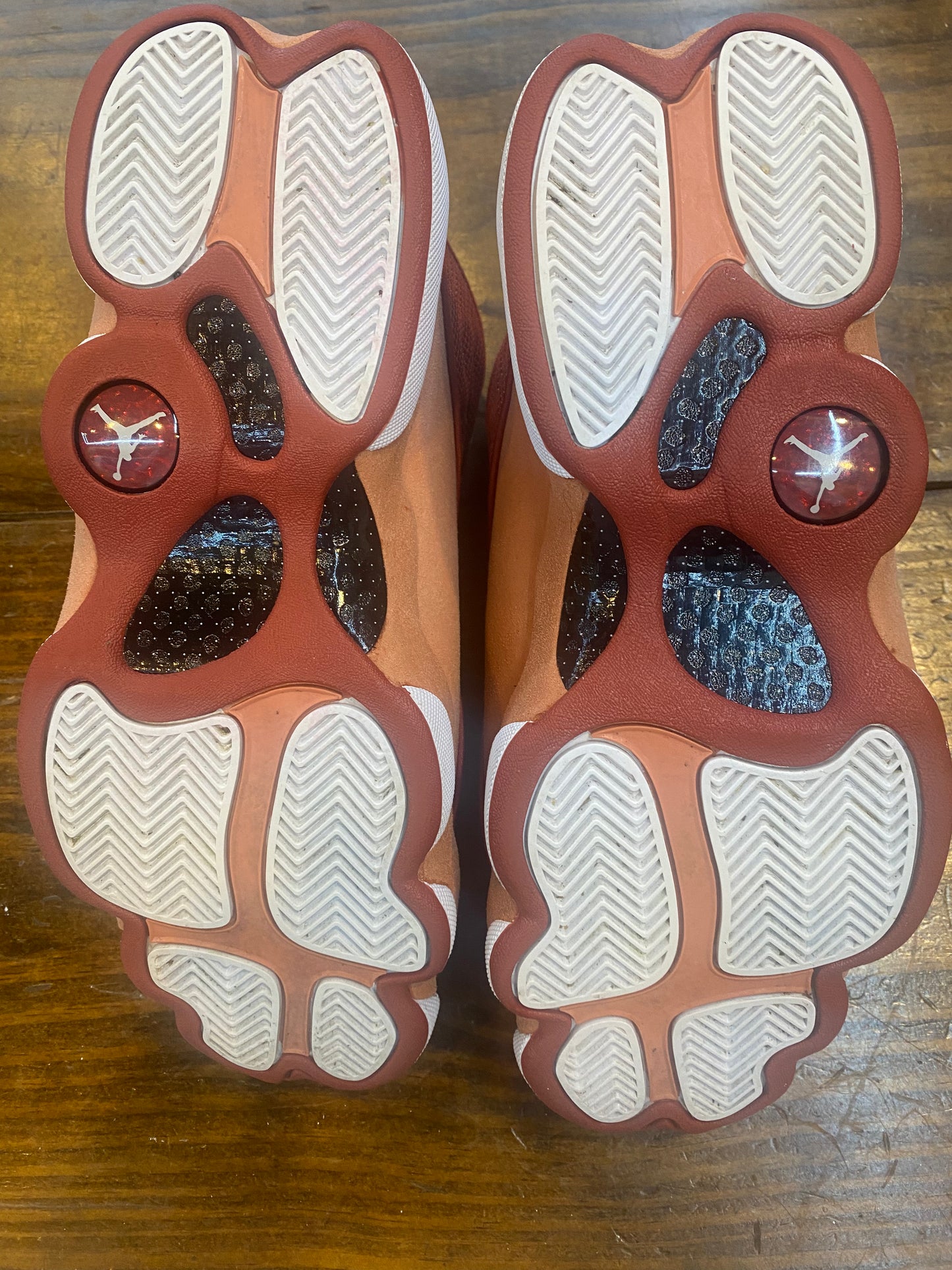 Jordan 13 Retro Dune Red PRE OWNED