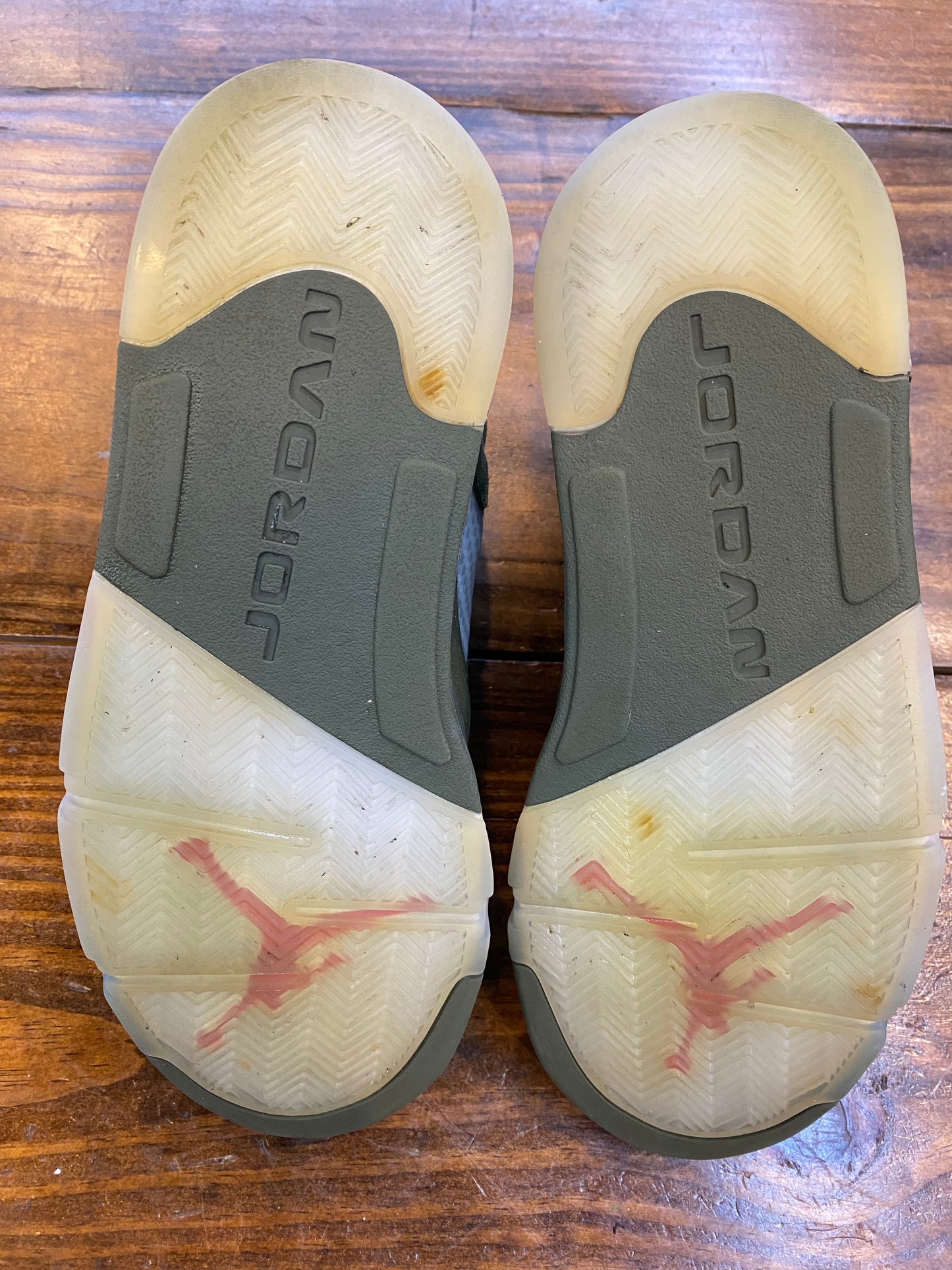 Jordan 5 Retro Olive 2024 PRE OWNED