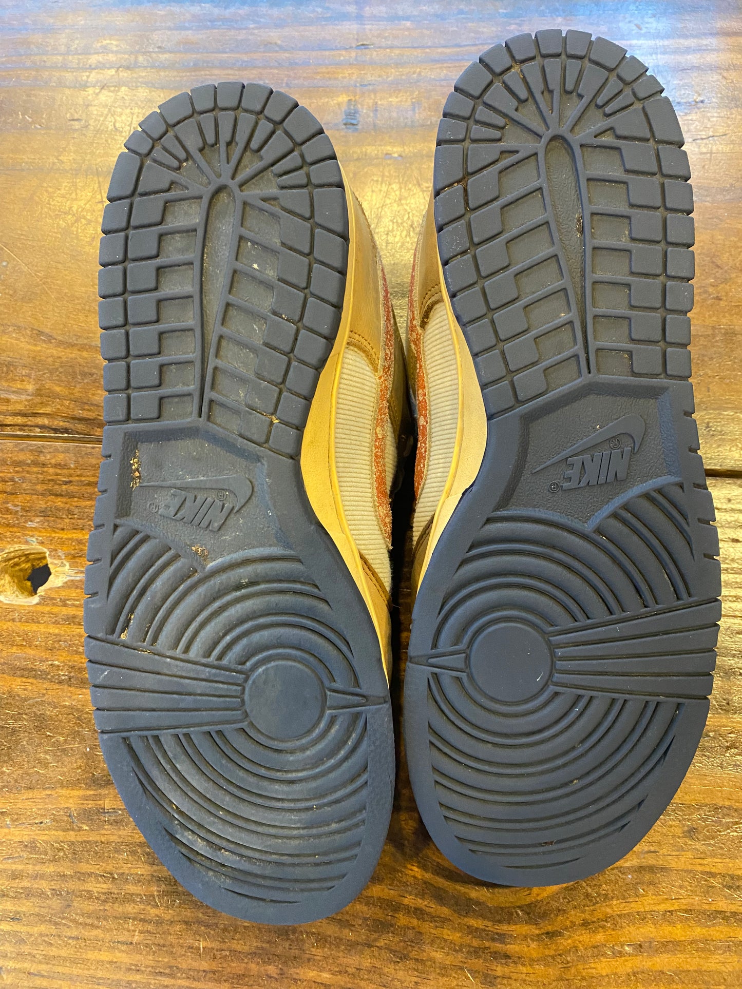 Dunk Low Sketch Exploration PRE OWNED