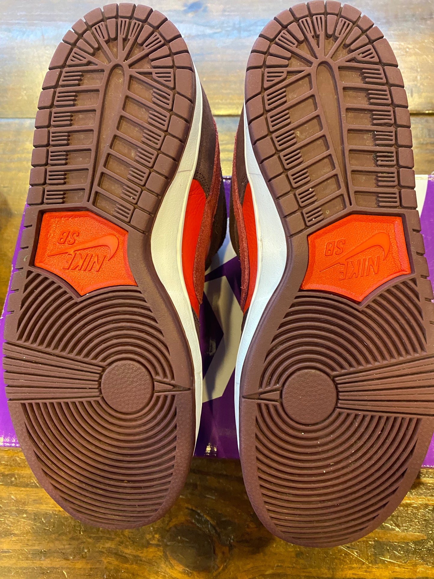 Dunk Low Pro SB Fruity Pack Cherry PRE OWNED