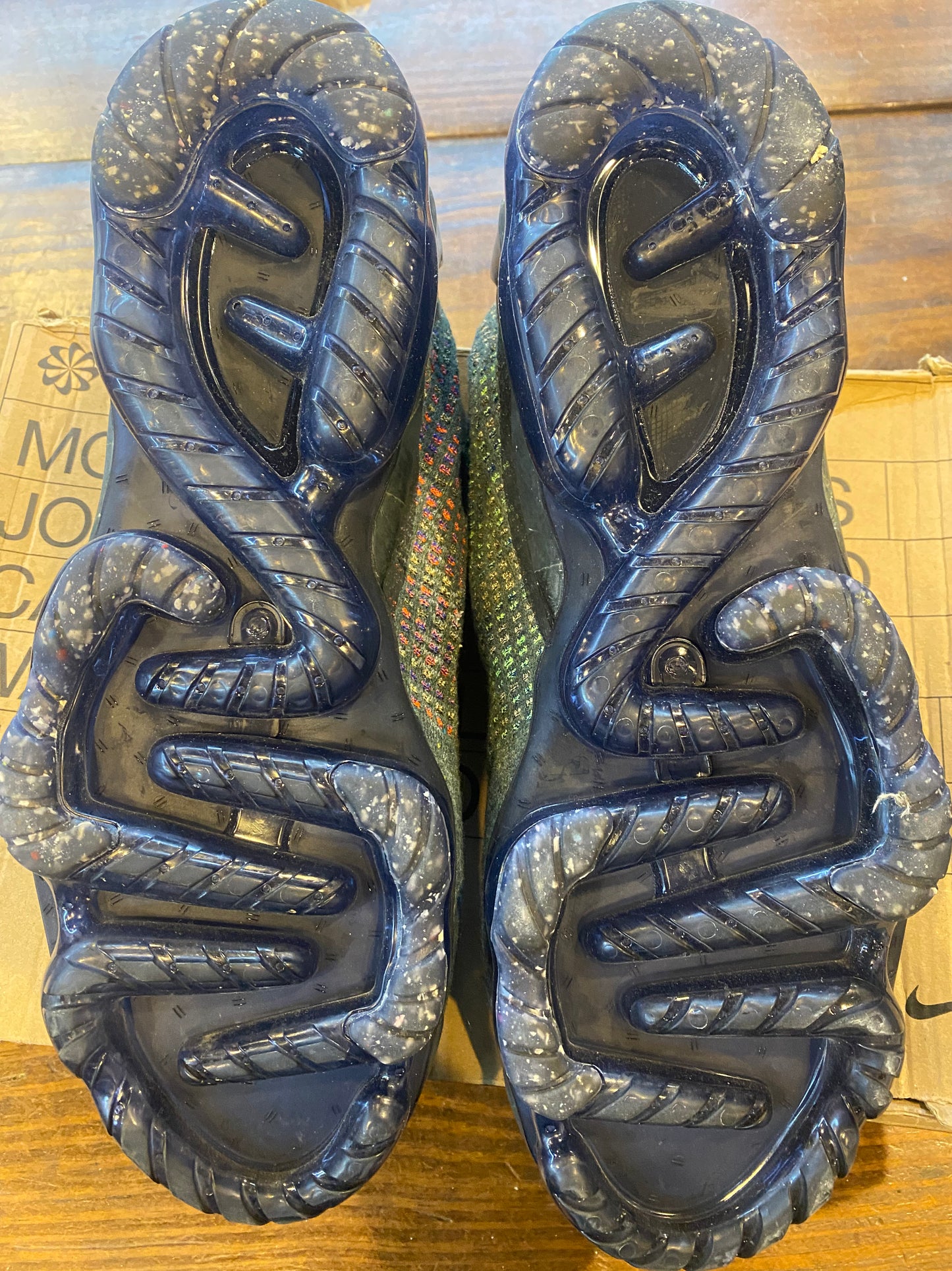 Air Vapor Max 2020 Flyknit Newsprint PRE OWNED