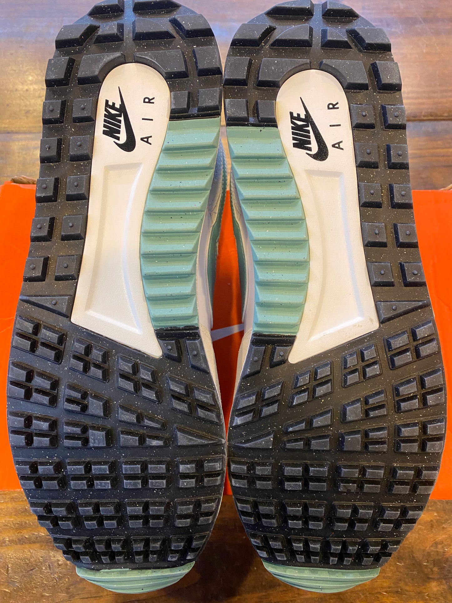 Air Pegasus 89 Golf White Cannon PRE OWNED