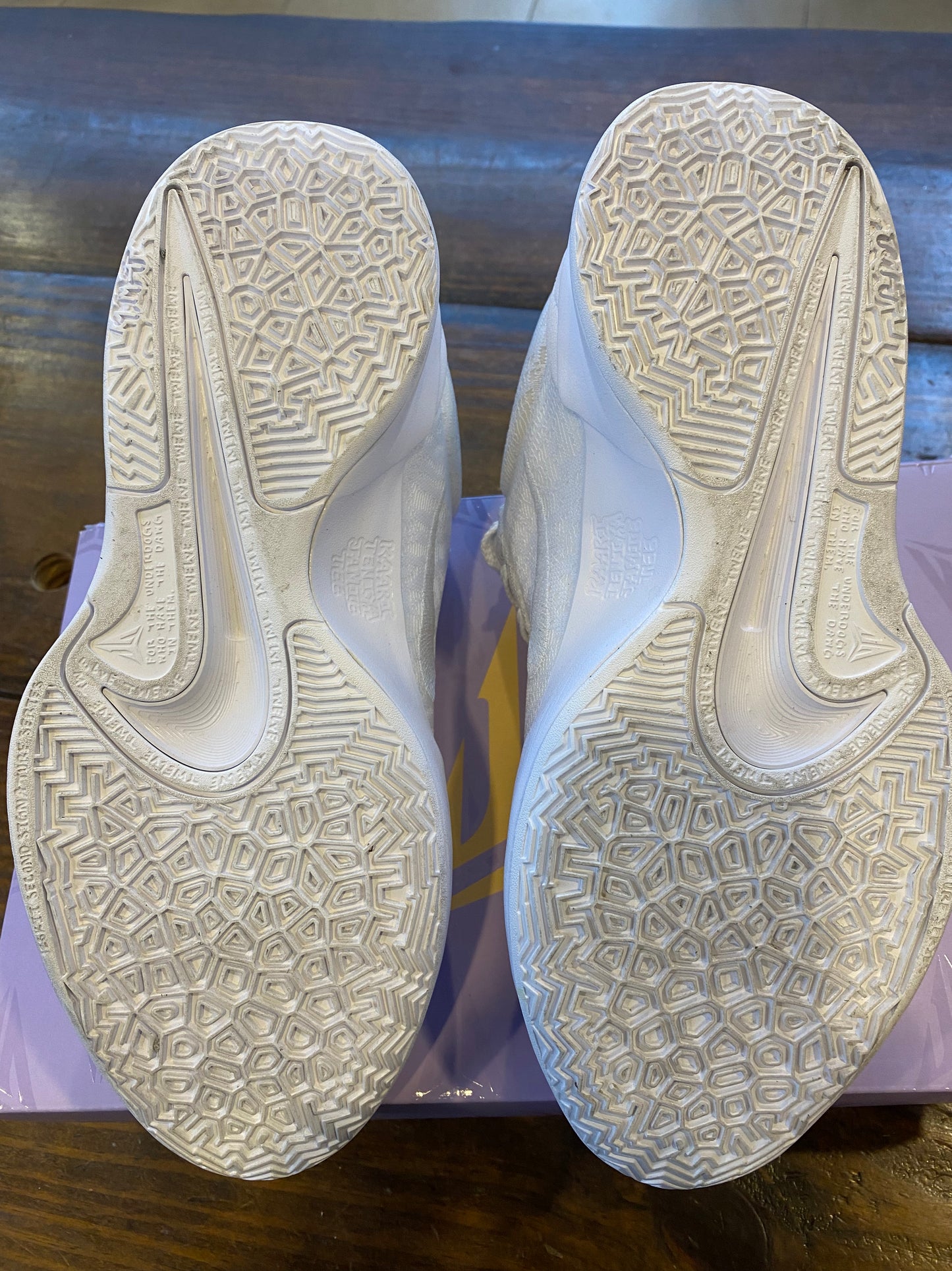 Ja 2 TB Triple White PRE OWNED