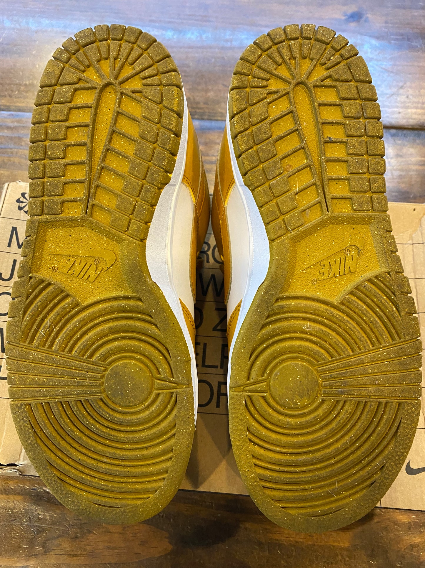 Wmns Dunk Low Next Nature Gold Phantom PRE OWNED
