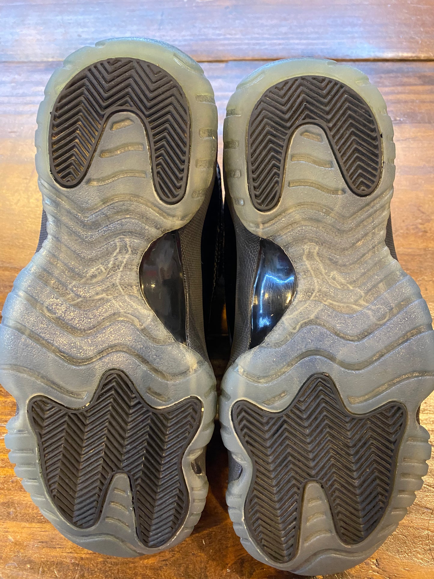 Jordan 11 Retro Cap And Gown PRE OWNED