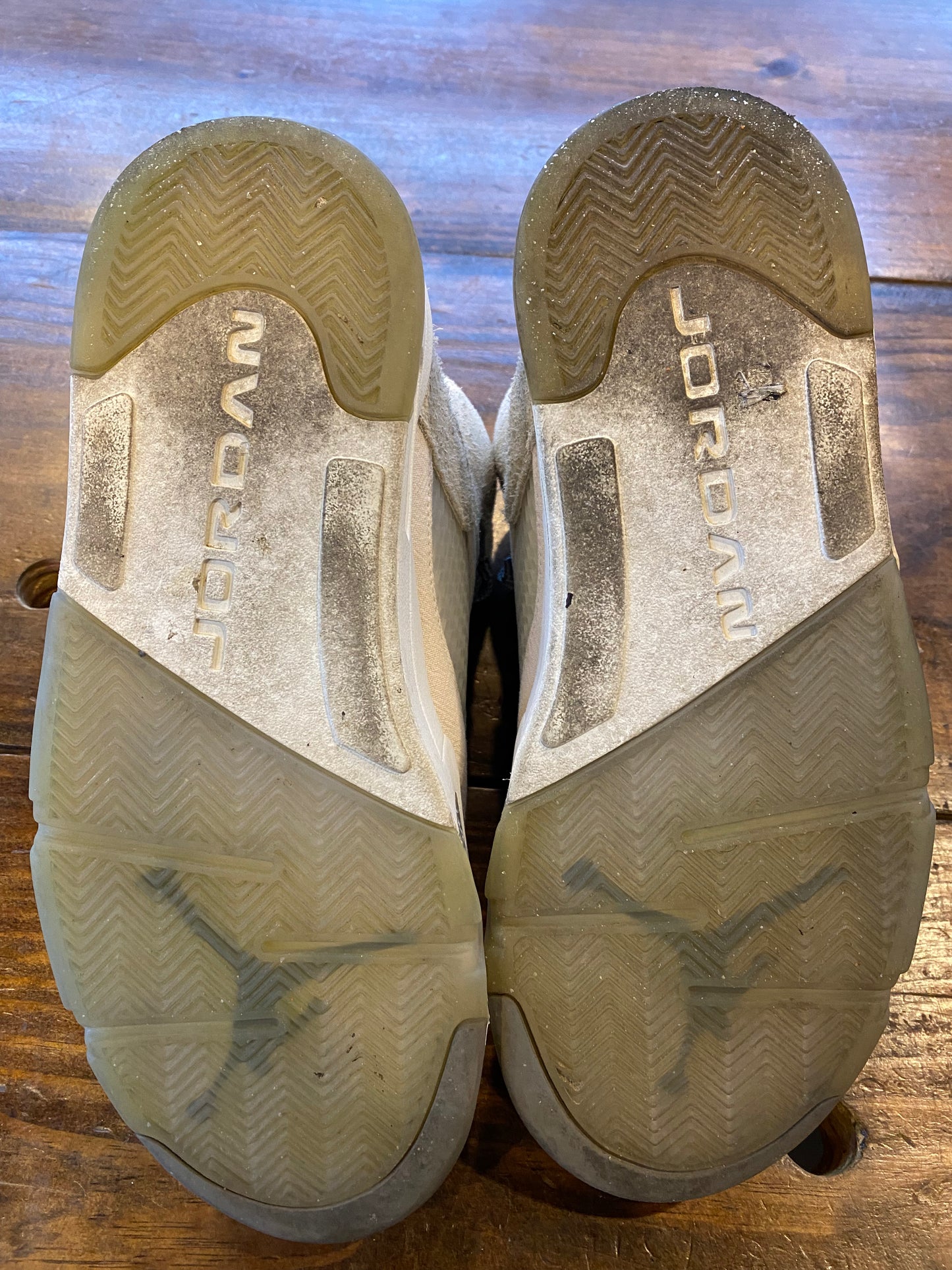 Jordan 5 Retro SE Craft Light Orewood Brown PRE OWNED