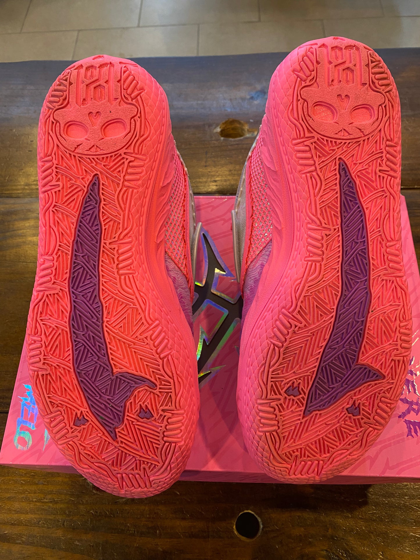 MB 05 World Tour PRE OWNED