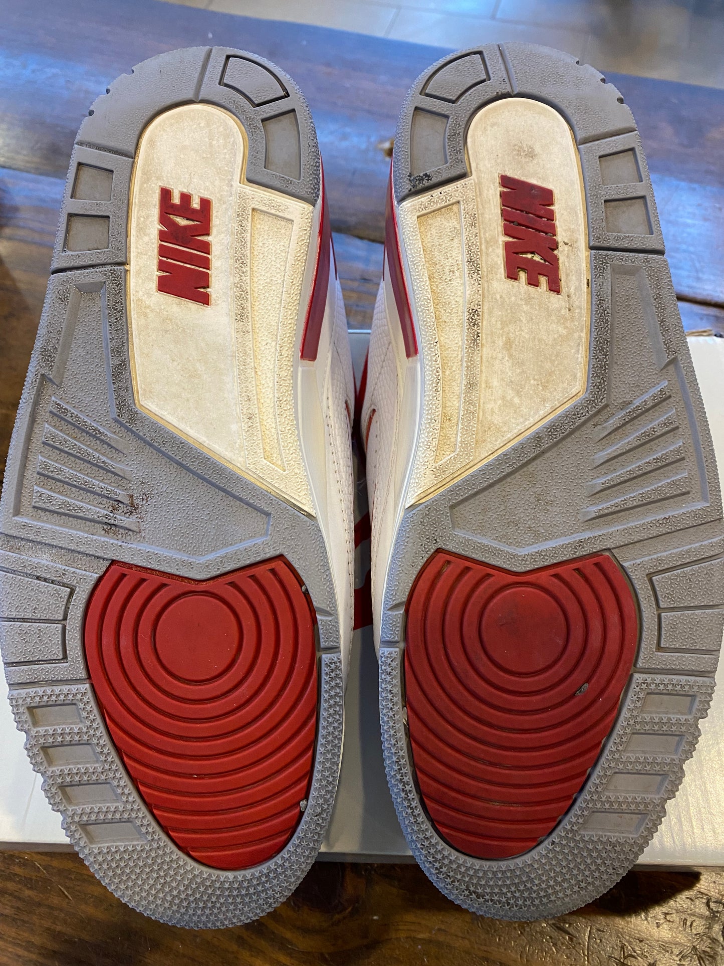 Jordan 2 3 White Varsity Red PRE OWNED