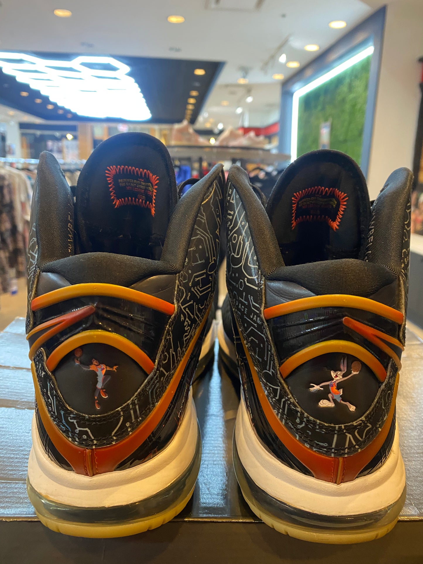 Space Jam X Le Bron 8 A New Legacy PRE OWNED
