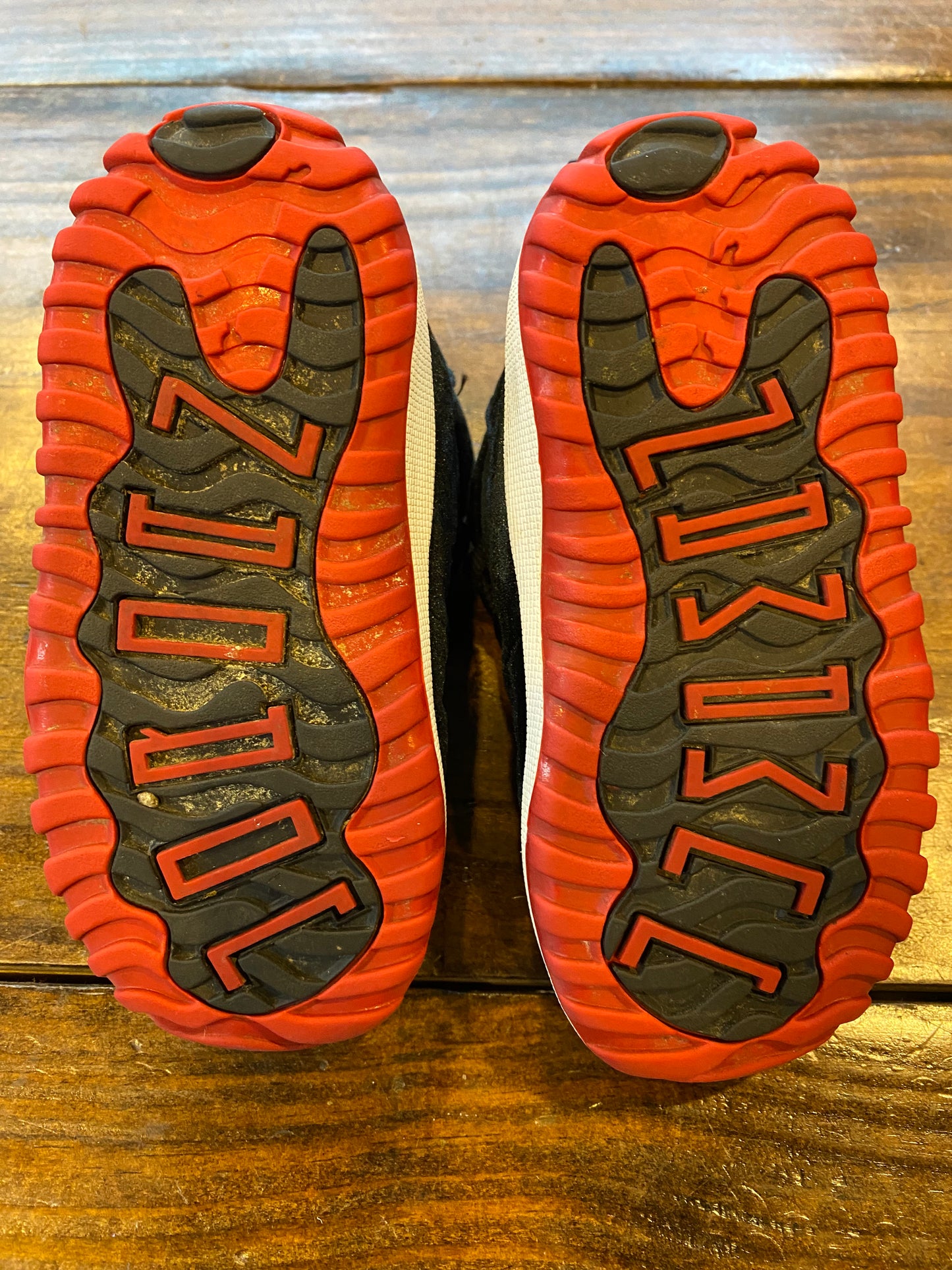 Jordan 11 PS Retro TD Bred Velvet PRE OWNED