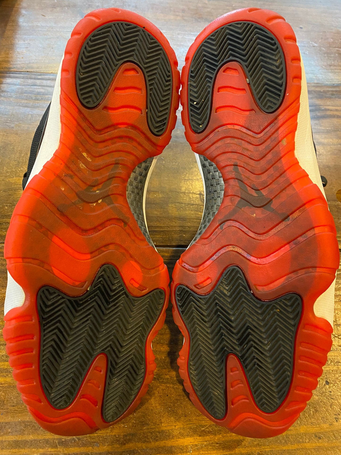 Jordan 11 Retro Bred 2012 PRE OWNED