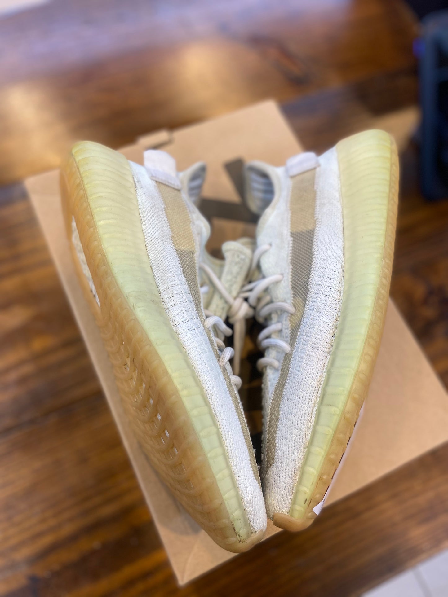 Yeezy Boost 350 V2 Hyperspace PRE OWNED