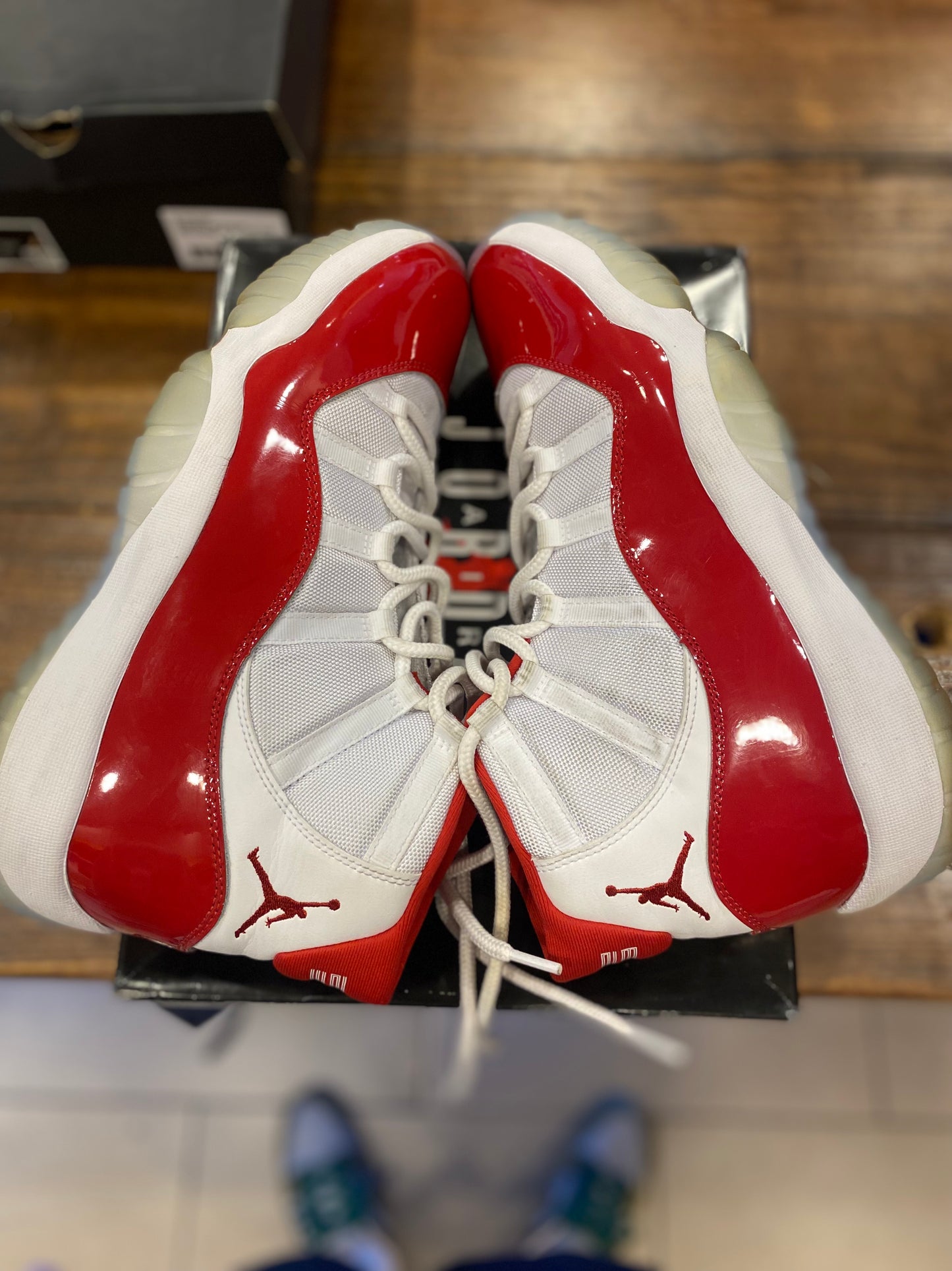 Jordan 11 Retro Cherry PRE-OWNED