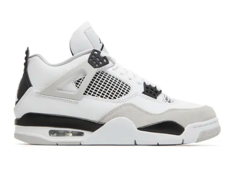 Jordan 4 Retro Military Black PRE OWNED