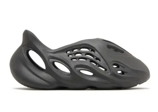 Yeezy Foam Runner Onyx PRE OWNED