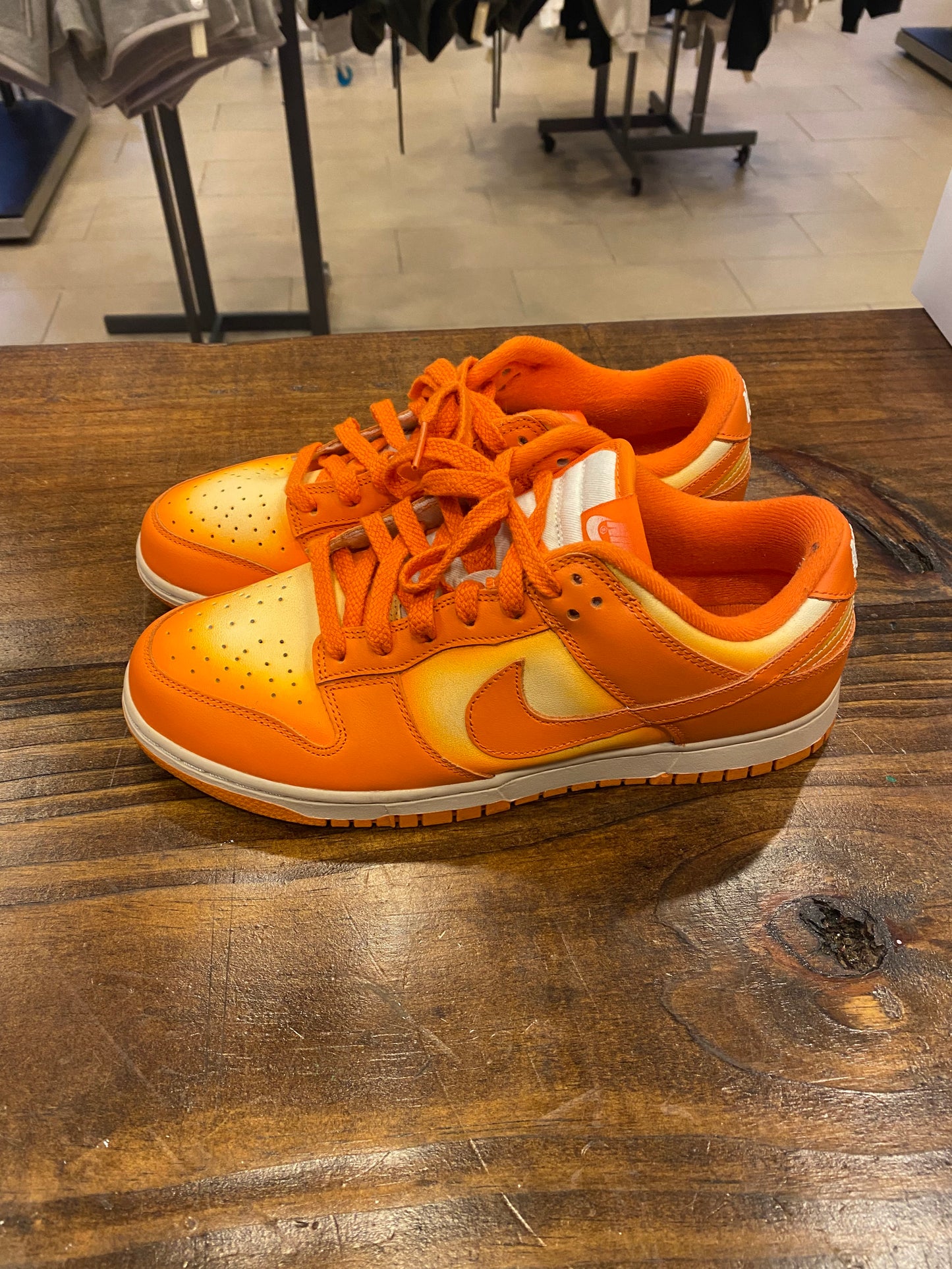 Wmns Dunk Low Magma Orange PRE-OWNED