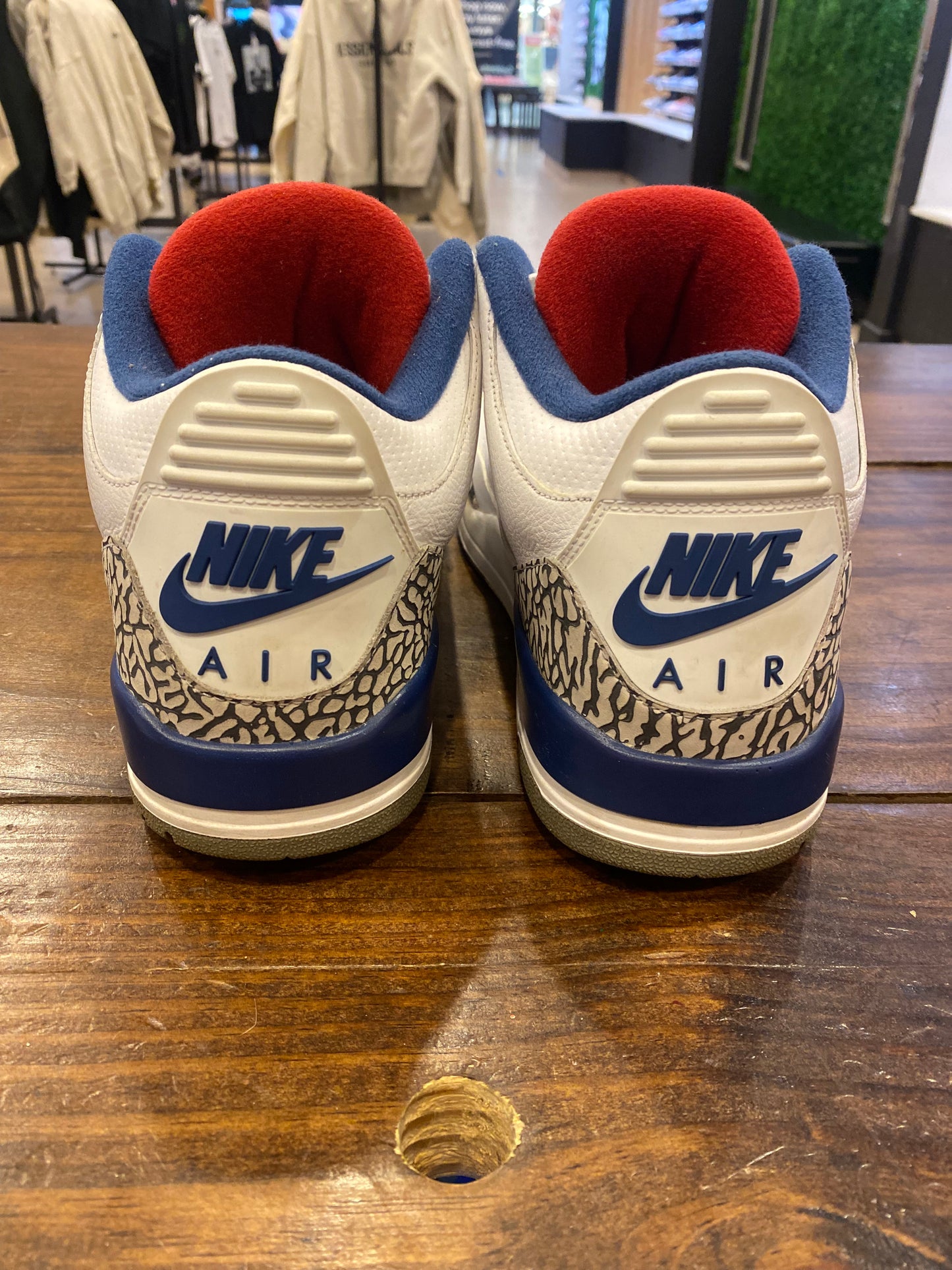 Air Jordan 3 Retro OG True Blue PRE-OWNED