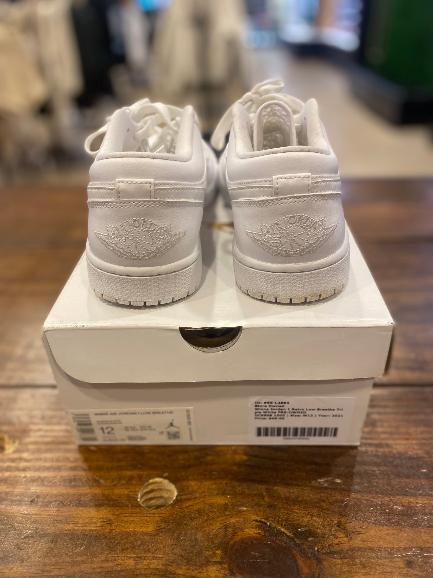 Wmns Jordan 1 Retro Low Breathe Triple White PRE-OWNED