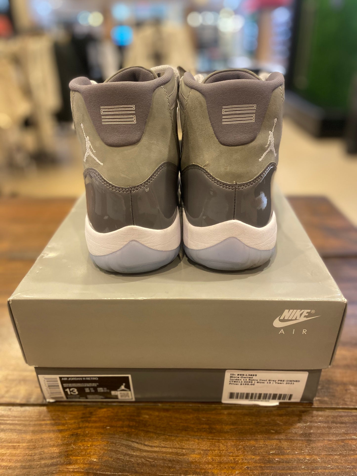 Jordan 11 Retro Cool Grey PRE-OWNED