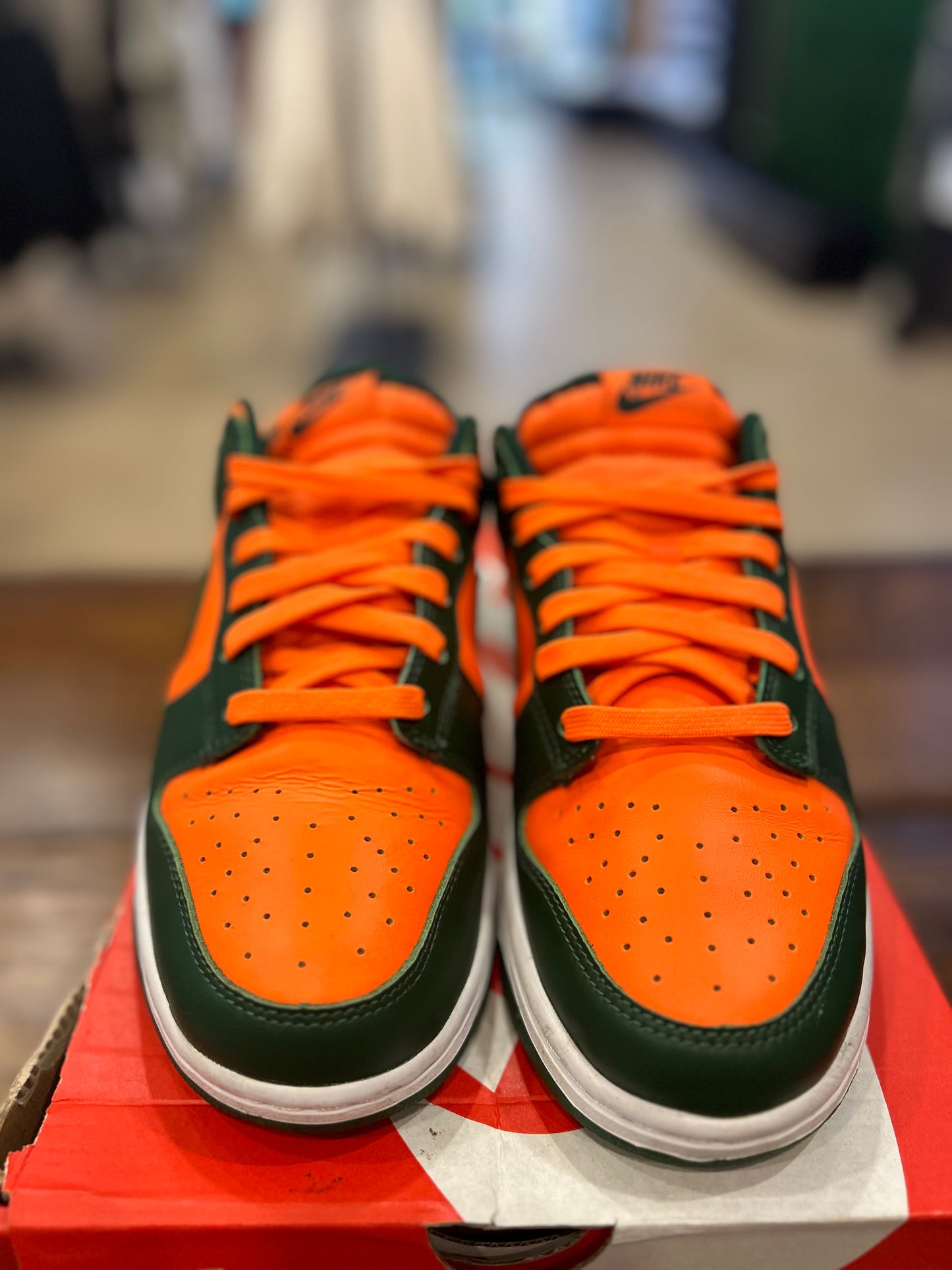 Dunk Low Miami Hurricanes PRE-OWNED