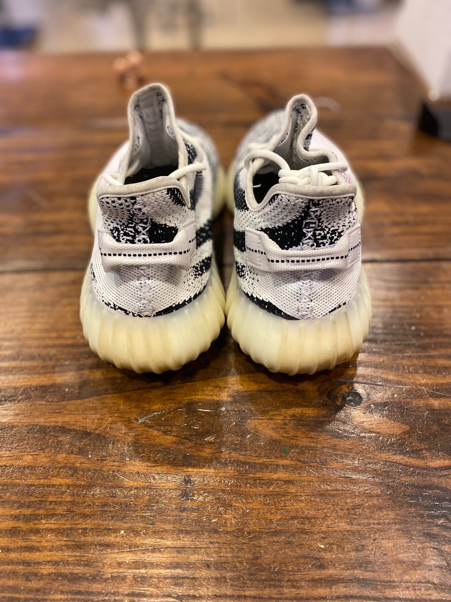 Yeezy Boost 350 V 2 Zebra PRE-OWNED