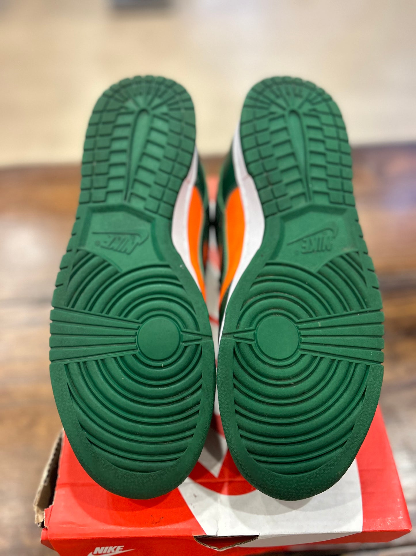 Dunk Low Miami Hurricanes PRE-OWNED