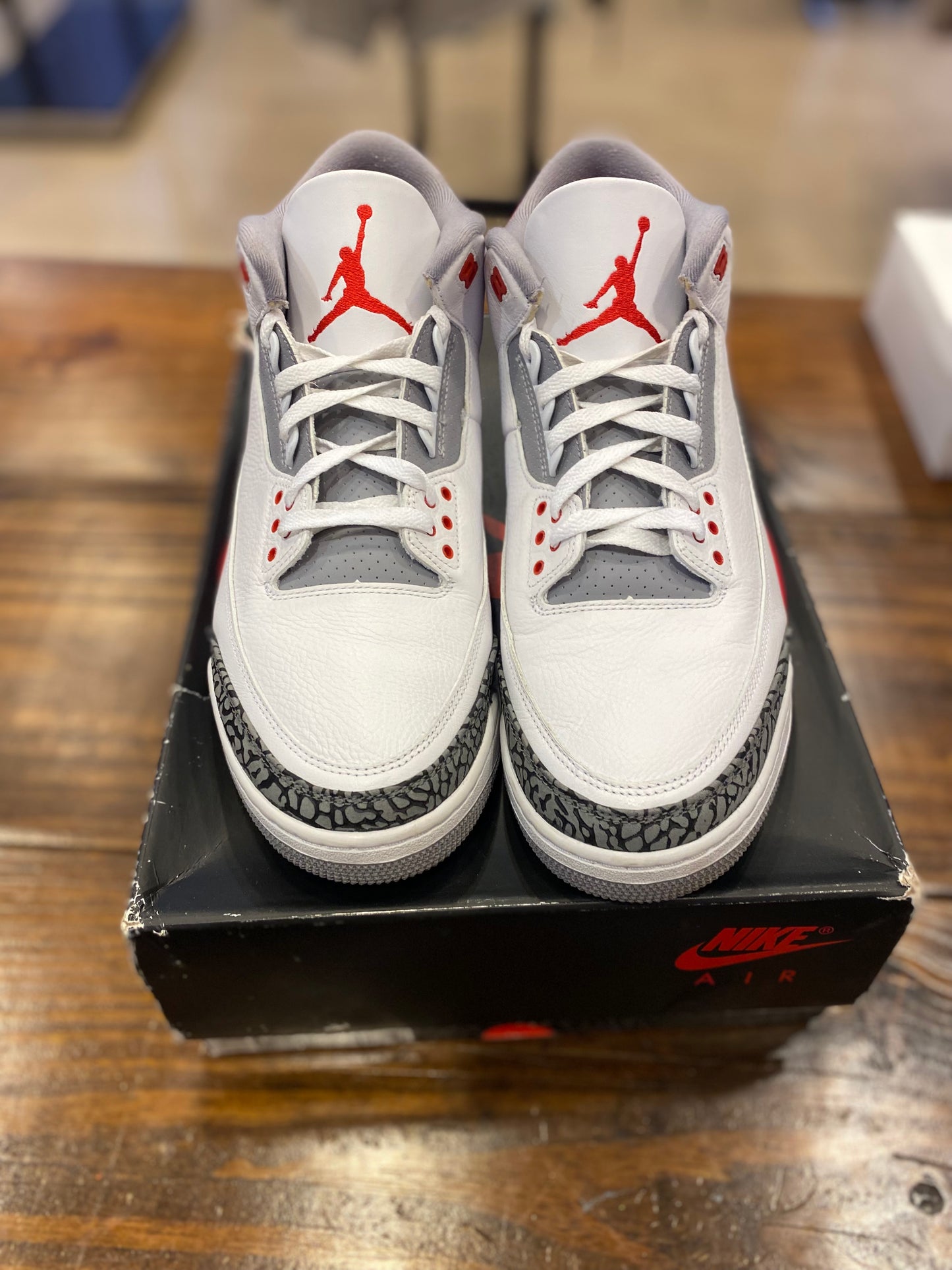 Air Jordan 3 Retro Fire Red PRE-OWNED