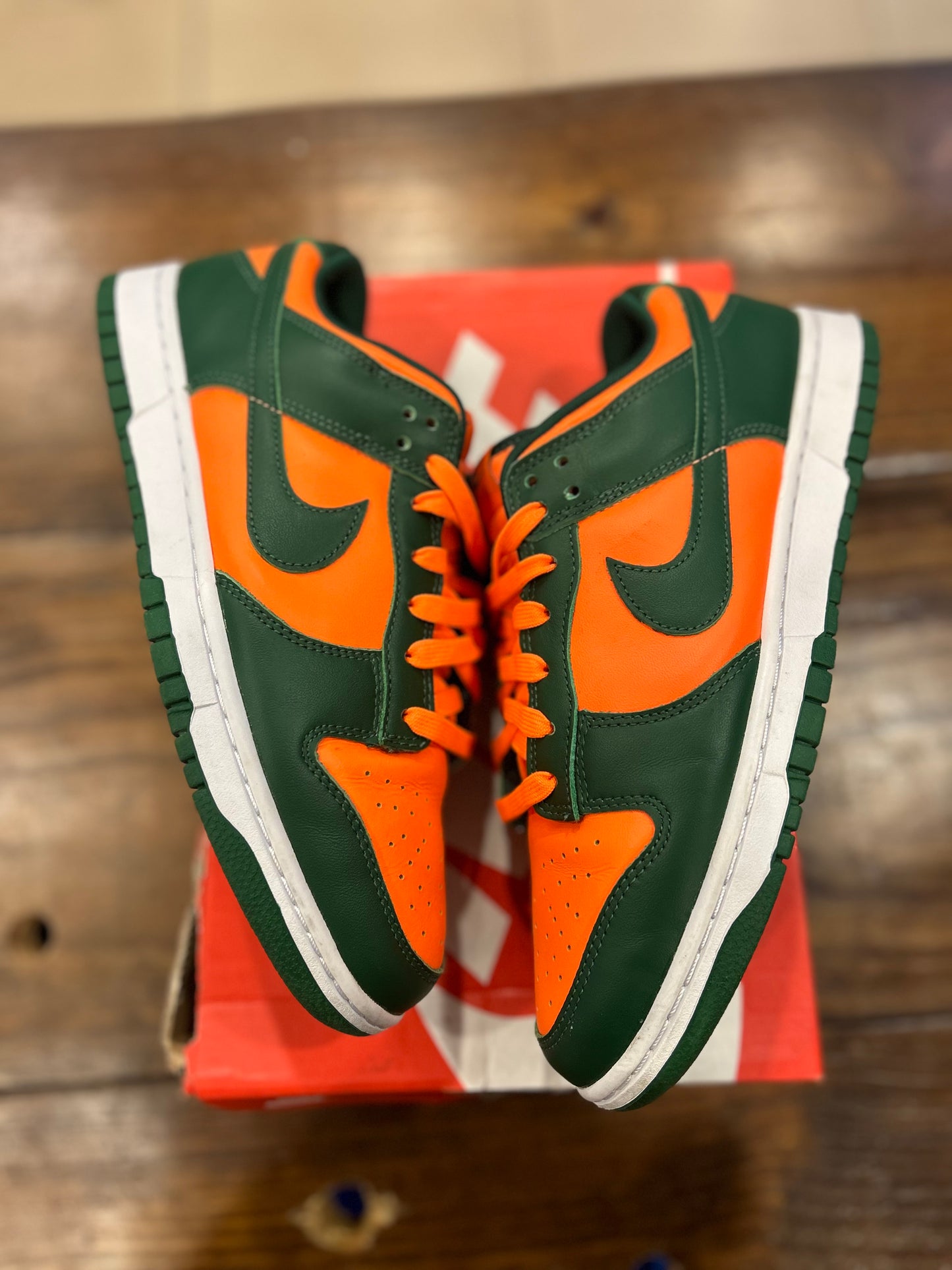 Dunk Low Miami Hurricanes PRE-OWNED