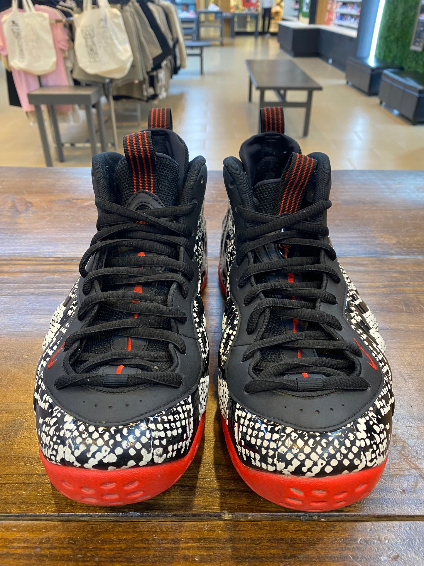 Air Foamposite One Albino Snakeskin PRE-OWNED