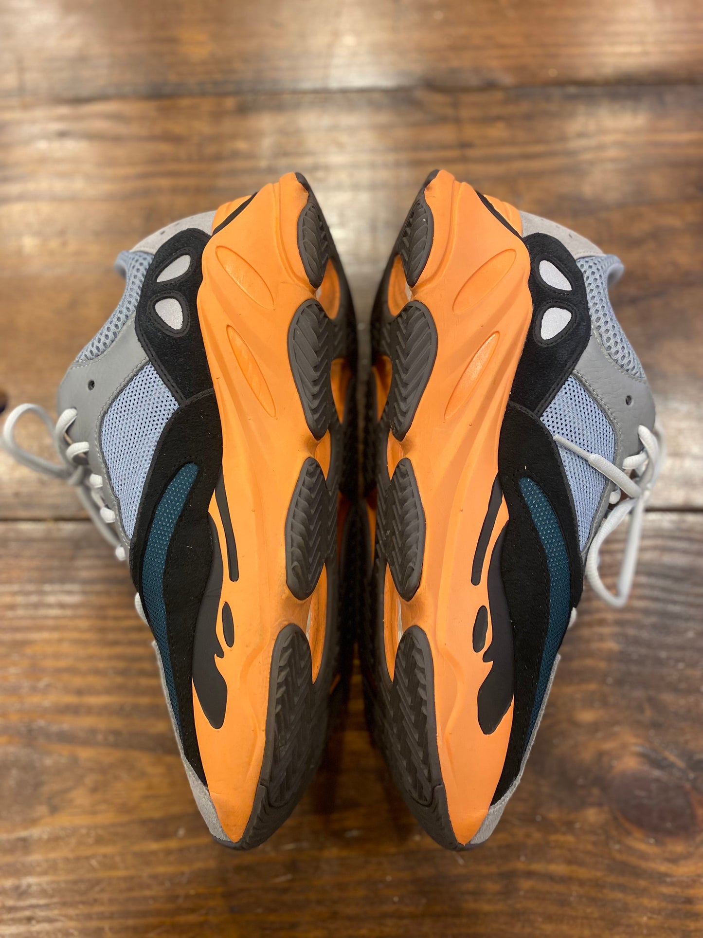 Yeezy Boost 700 Wash Orange PRE-OWNED