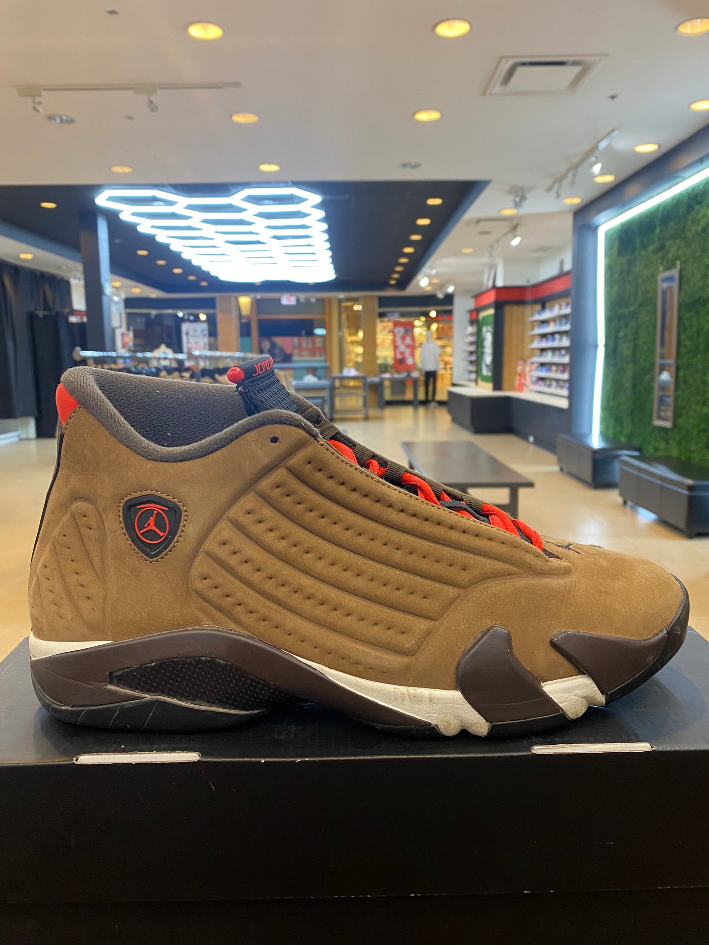 Jordan 14 Retro Winterized PRE-OWNED