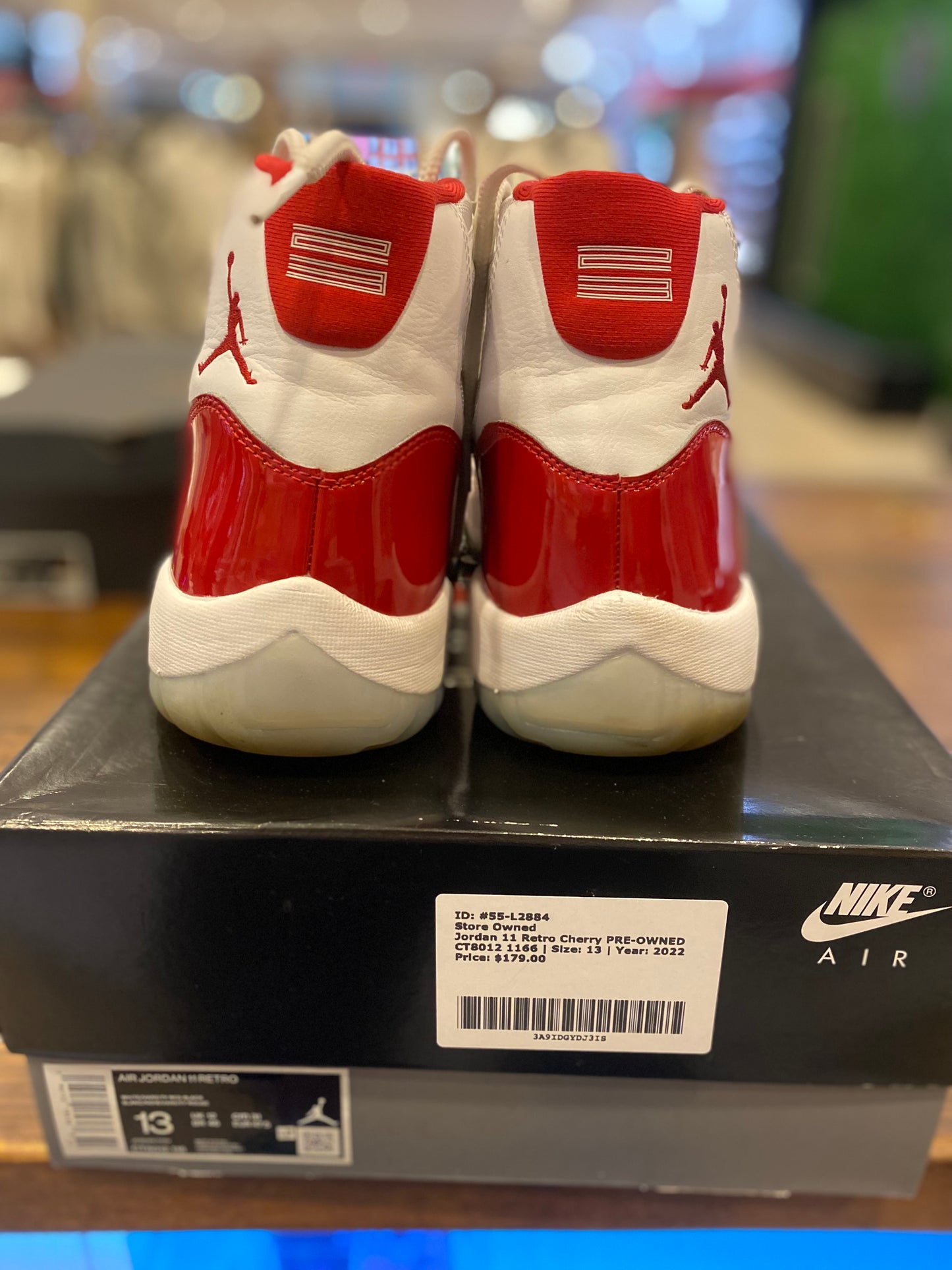 Jordan 11 Retro Cherry PRE-OWNED