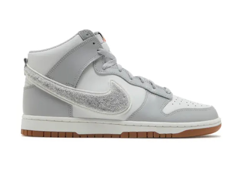 Dunk High Chenille Swoosh Light Smoke Grey PRE OWNED