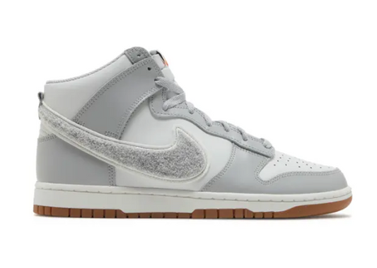 Dunk High Chenille Swoosh Light Smoke Grey PRE OWNED