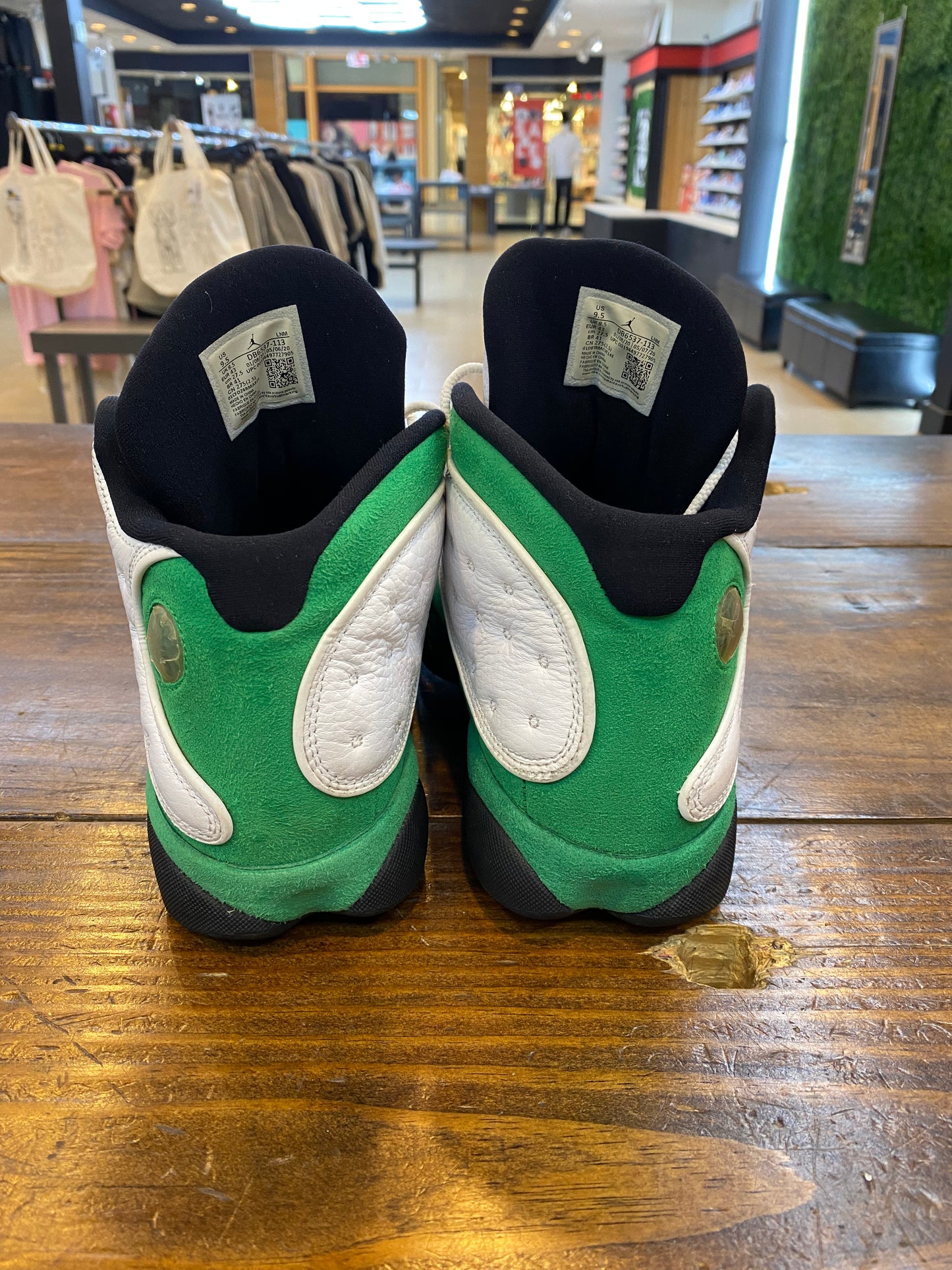 Jordan 13 Retro Lucky Green PRE OWNED