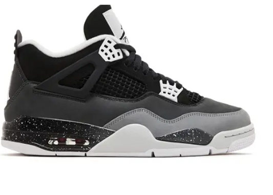 JORDAN 4 RETRO FEAR 2024 preowned