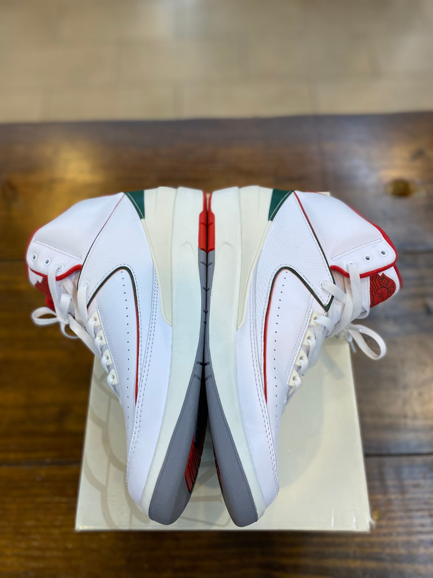 Jordan 2 Retro Origins PRE-OWNED