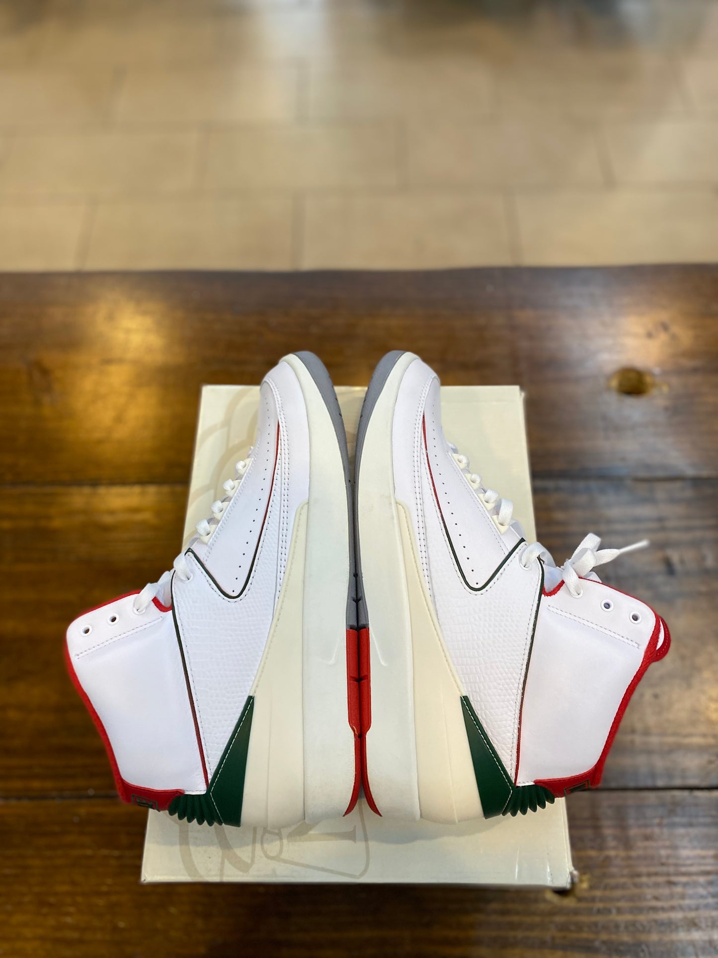 Jordan 2 Retro Origins PRE-OWNED