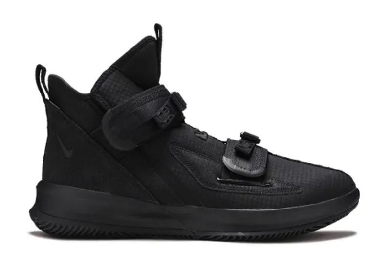Le Bron Soldier 13 SFG Black Out PRE OWNED