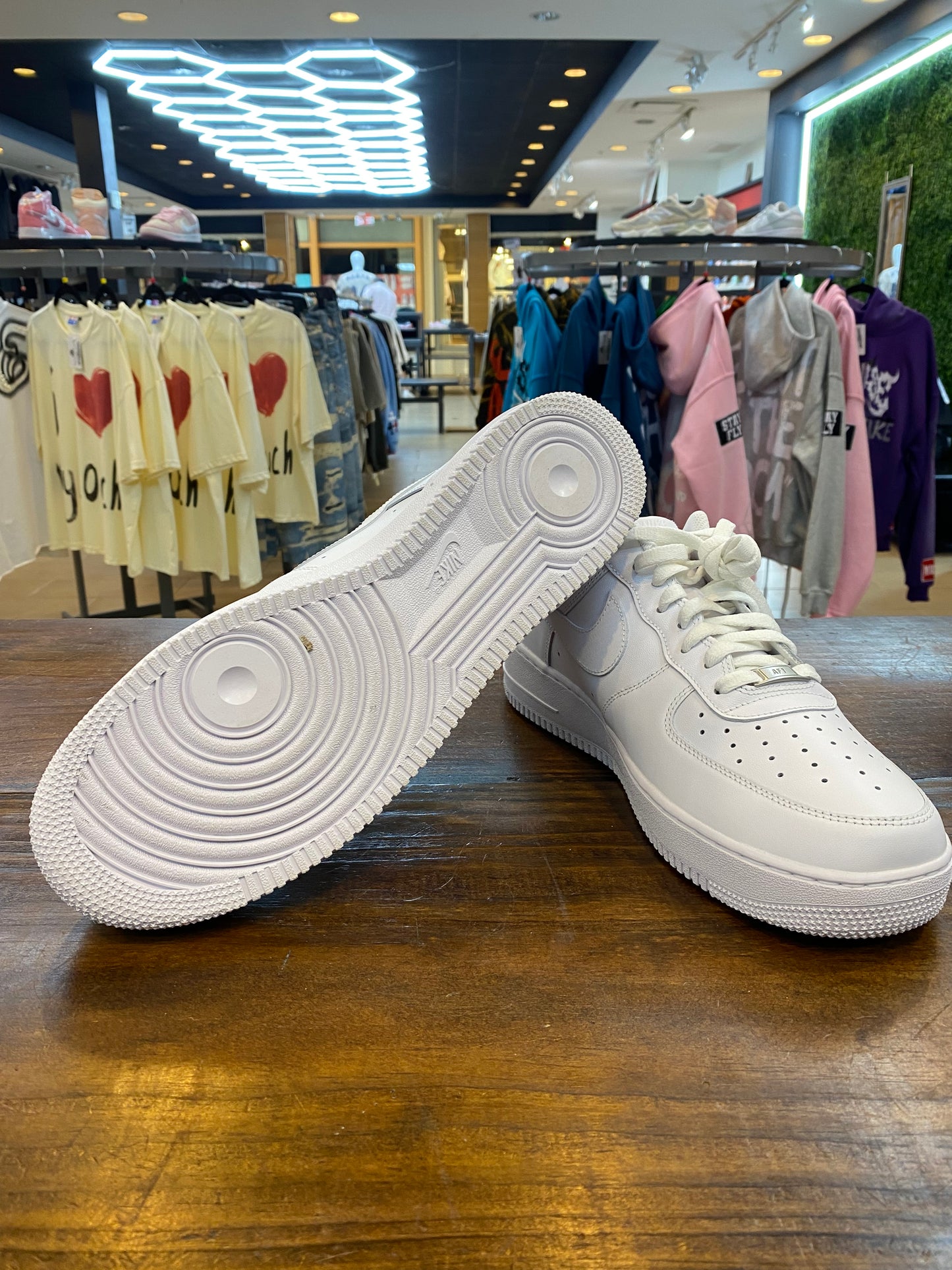 Air Force 1 07 Triple White PRE OWNED