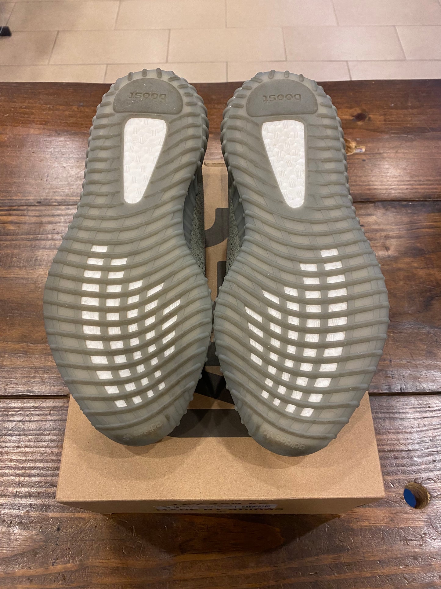 Yeezy Boost 350 V 2 Granite PRE-OWNED