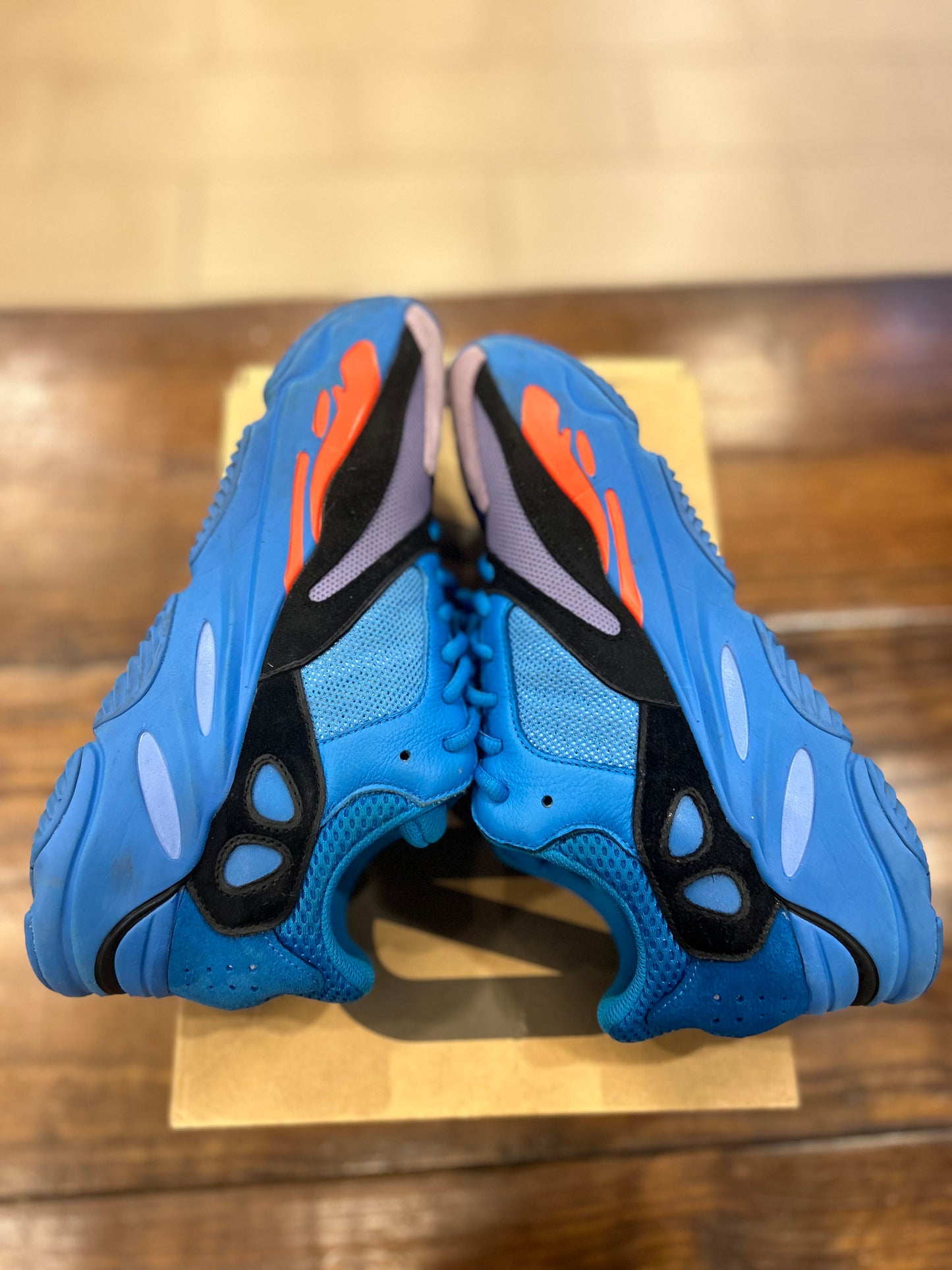 Yeezy Boost 700 Hi Res Blue PRE-OWNED