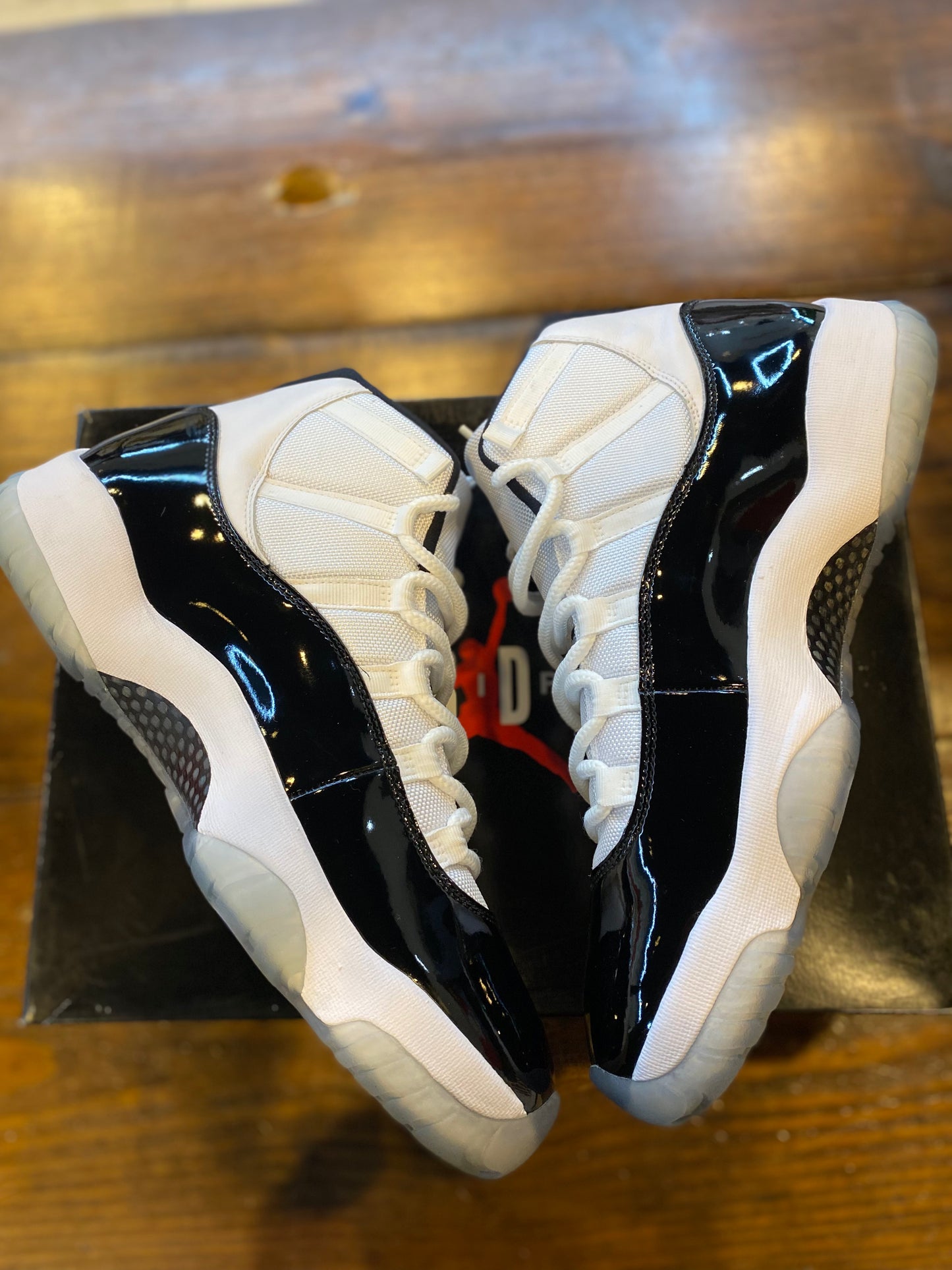 Jordan 11 Retro Concord 2018 PRE OWNED