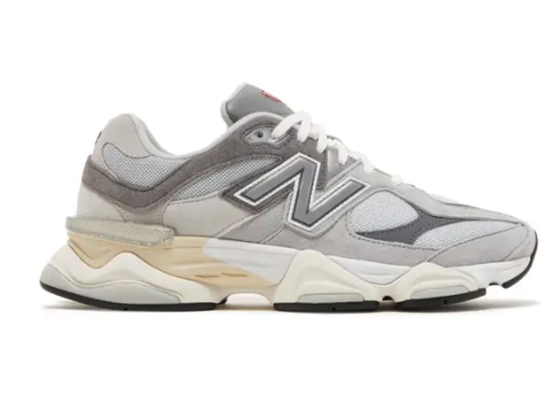 New Balance 9060 Rain Cloud PRE OWNED