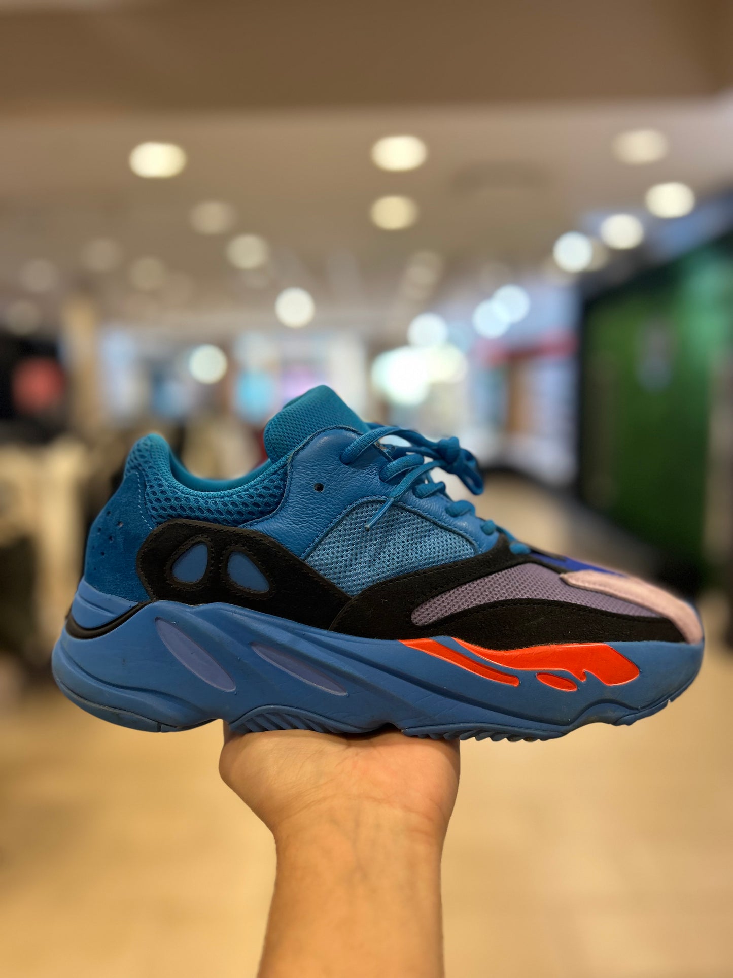 Yeezy Boost 700 Hi Res Blue PRE-OWNED